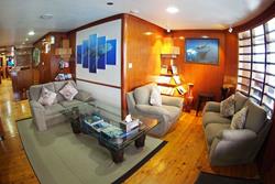 Maldives Liveaboard - Orion. Lounge.